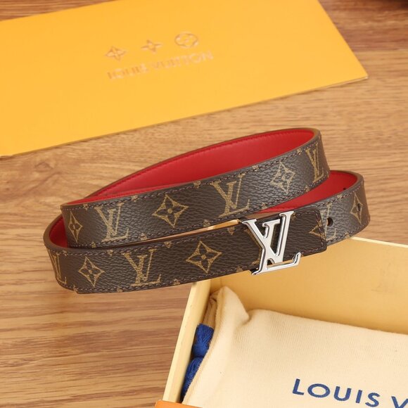 Louis Vuitton Women’s reversible 20MM belt - Picture 1 of 5